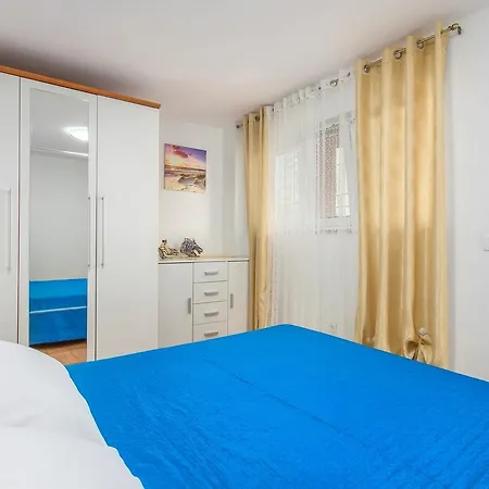 Guest house App. Palokaj 3*